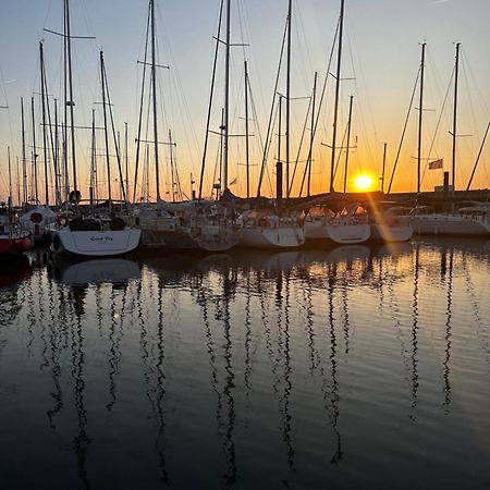 Voilier A Quai Ξενοδοχείο Λα Ροσέλ Εξωτερικό φωτογραφία
